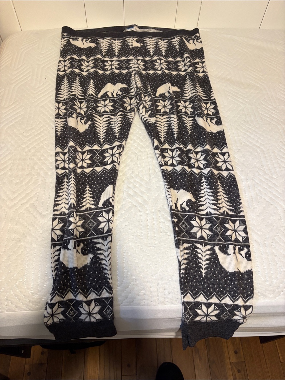 Old Navy Gray & White Polar Bear Thermal Pajama Pants